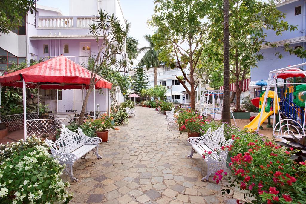 Avion Holiday Resort Lonavala Exterior photo